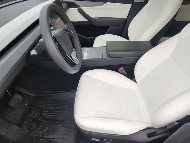 Used 2026 Tesla Model Y 2WD image 19