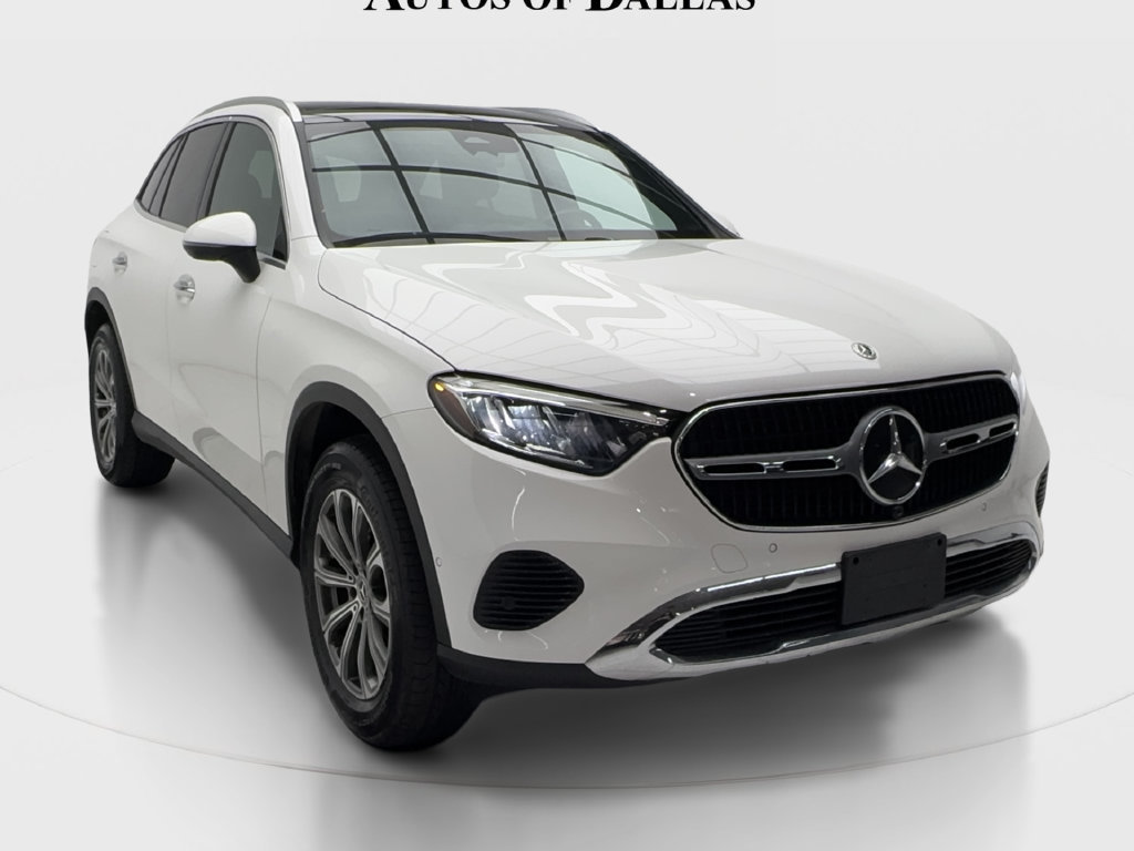 Used 2024 Mercedes-Benz GLC 300 image 3