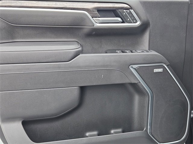 Used 2025 Chevrolet Silverado 1500 LTZ image 23