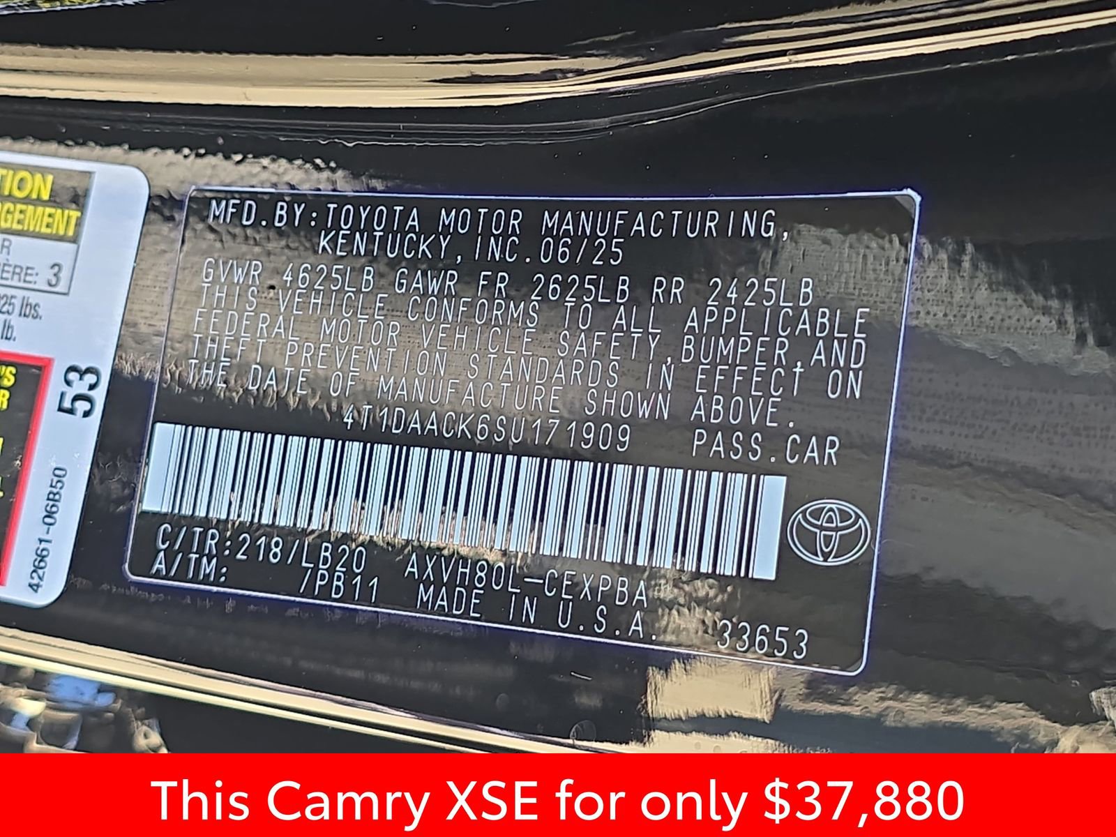 Used 2025 Toyota Camry XSE FWD image 41