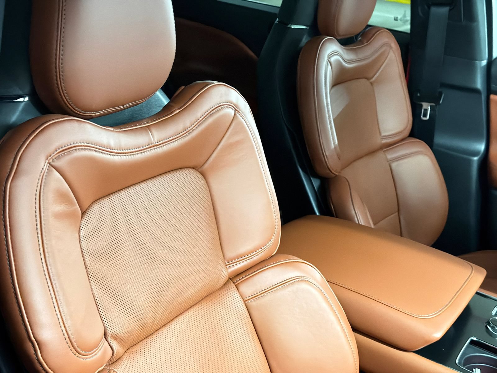 New 2026 Lincoln Aviator Reserve AWD/4WD image 12