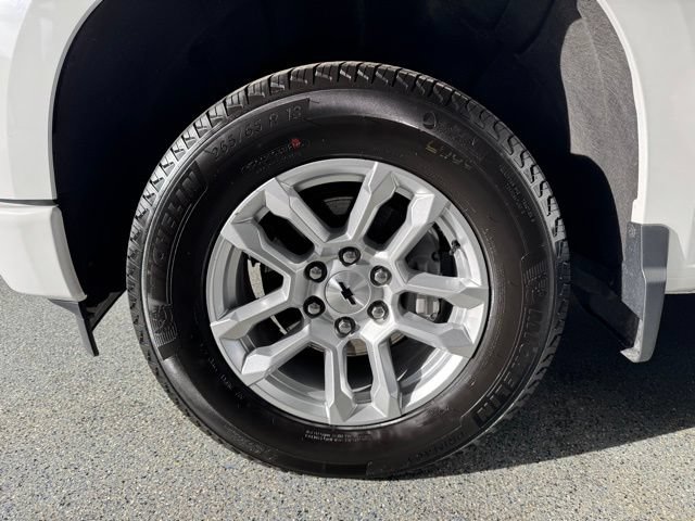 Certified 2026 Chevrolet Silverado 1500 RST AWD/4WD image 23