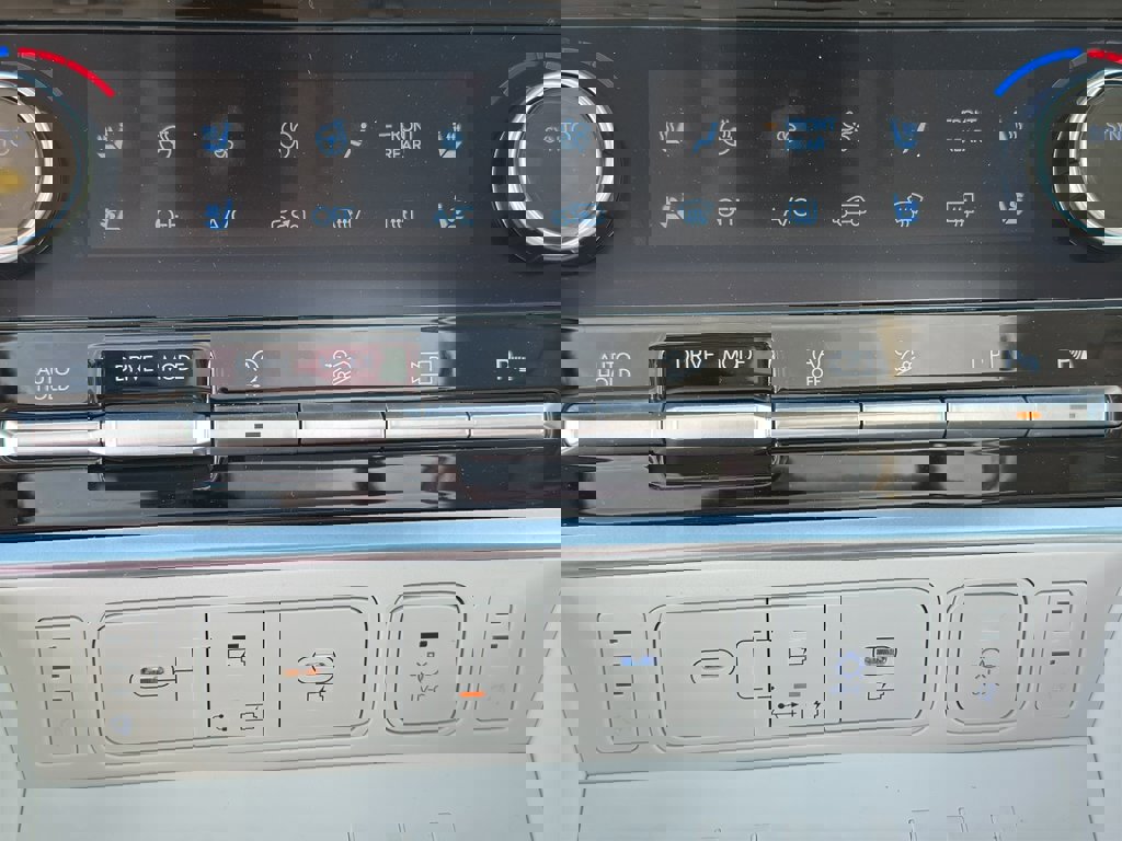 New 2025 Hyundai Santa Fe Calligraphy image 24