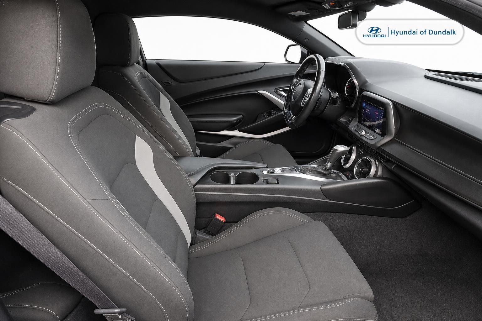 Used 2020 Chevrolet Camaro LT w/ Technology Package RWD image 11