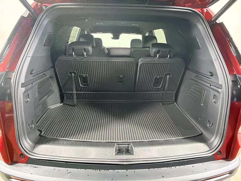 New 2026 Chevrolet Traverse Z71 w/ Enhanced Driving Package AWD/4WD image 22