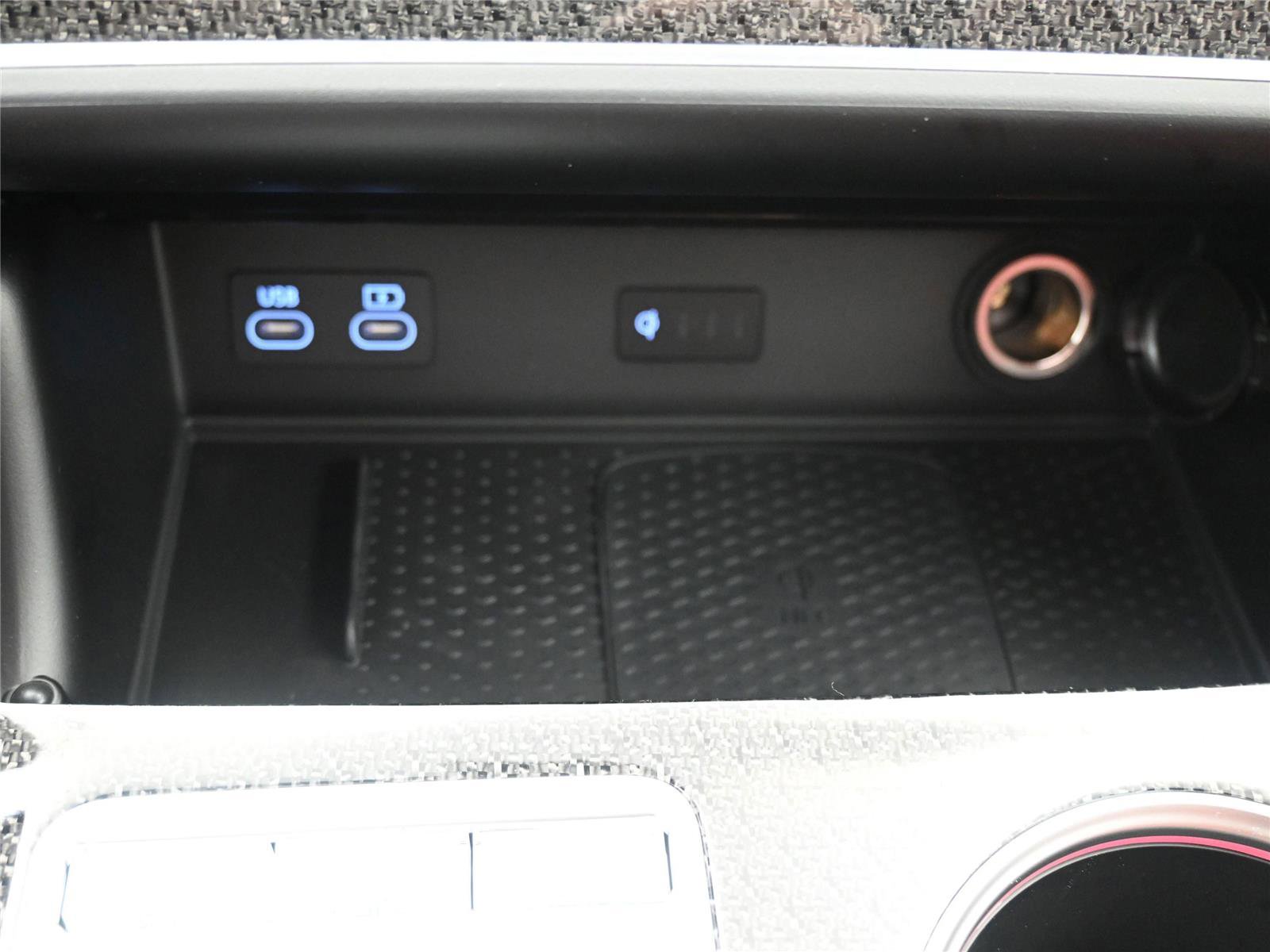 New 2026 Genesis GV80 3.5T e-SC image 15