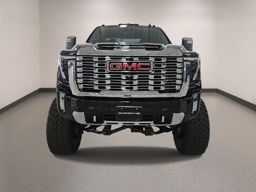 Used 2024 GMC Sierra 2500 Denali w/ Denali Reserve Package AWD/4WD image 9