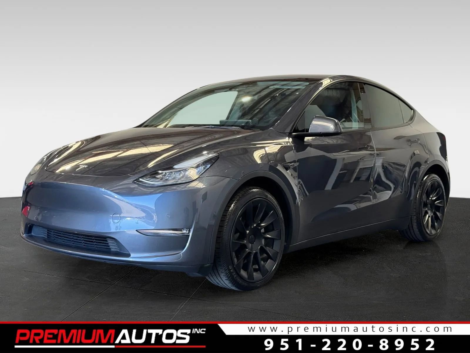 Used 2022 Tesla Model Y Long Range image 1