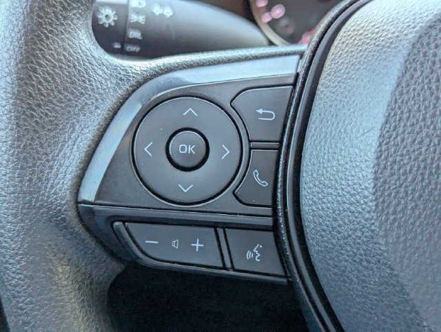 Certified 2020 Toyota RAV4 LE FWD image 26
