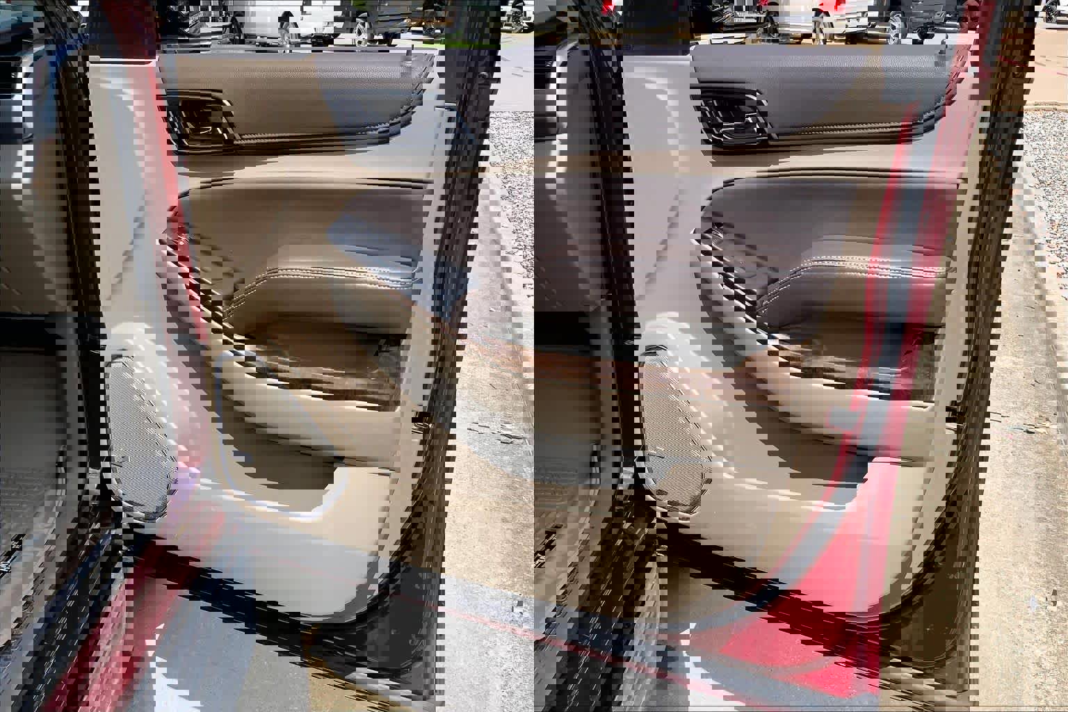 Used 2019 Chevrolet Tahoe LT w/ Luxury Package image 23