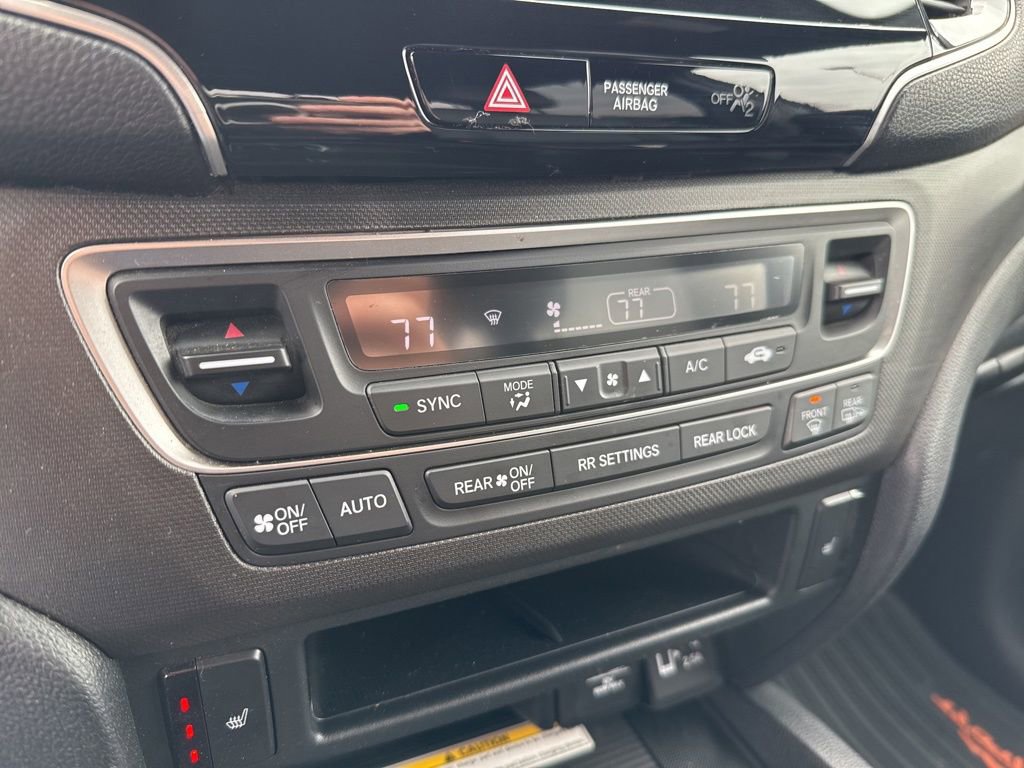 Used 2022 Honda Pilot TrailSport image 24