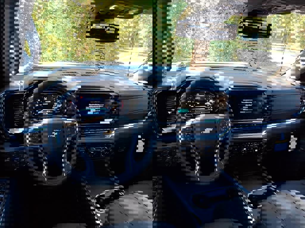 New 2026 Chevrolet Silverado 2500 LTZ w/ LTZ Convenience Package image 11