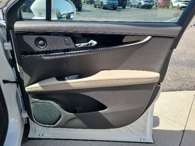 Certified 2023 Lincoln Nautilus Reserve w/ Equipment Group 201A AWD/4WD image 27