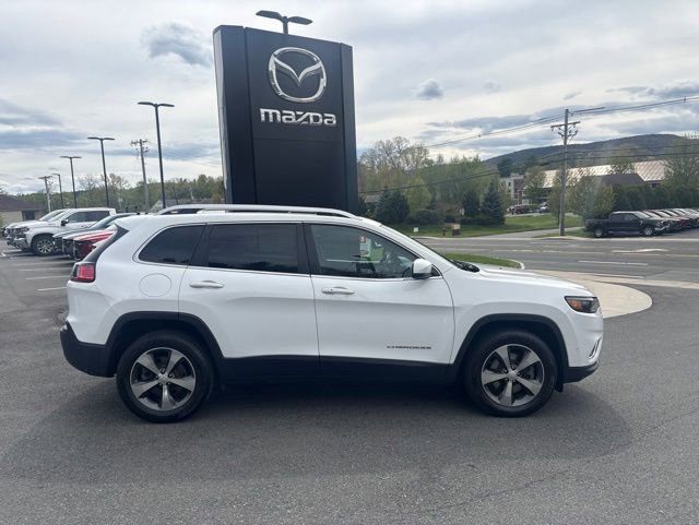 Used 2020 Jeep Cherokee Limited w/ Technology Group AWD/4WD image 6
