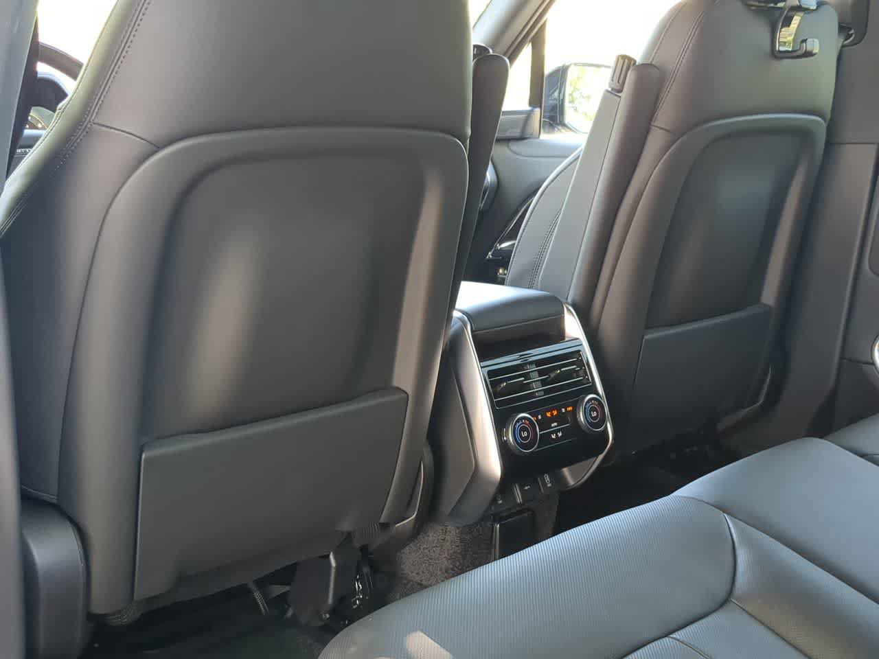 New 2026 Land Rover Range Rover SE AWD/4WD image 18