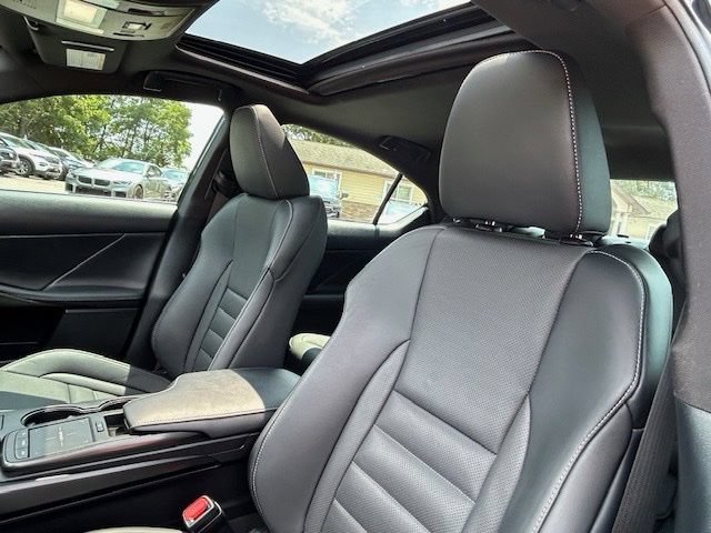Used 2022 Lexus IS 350 F Sport w/ Navigation Package RWD image 12