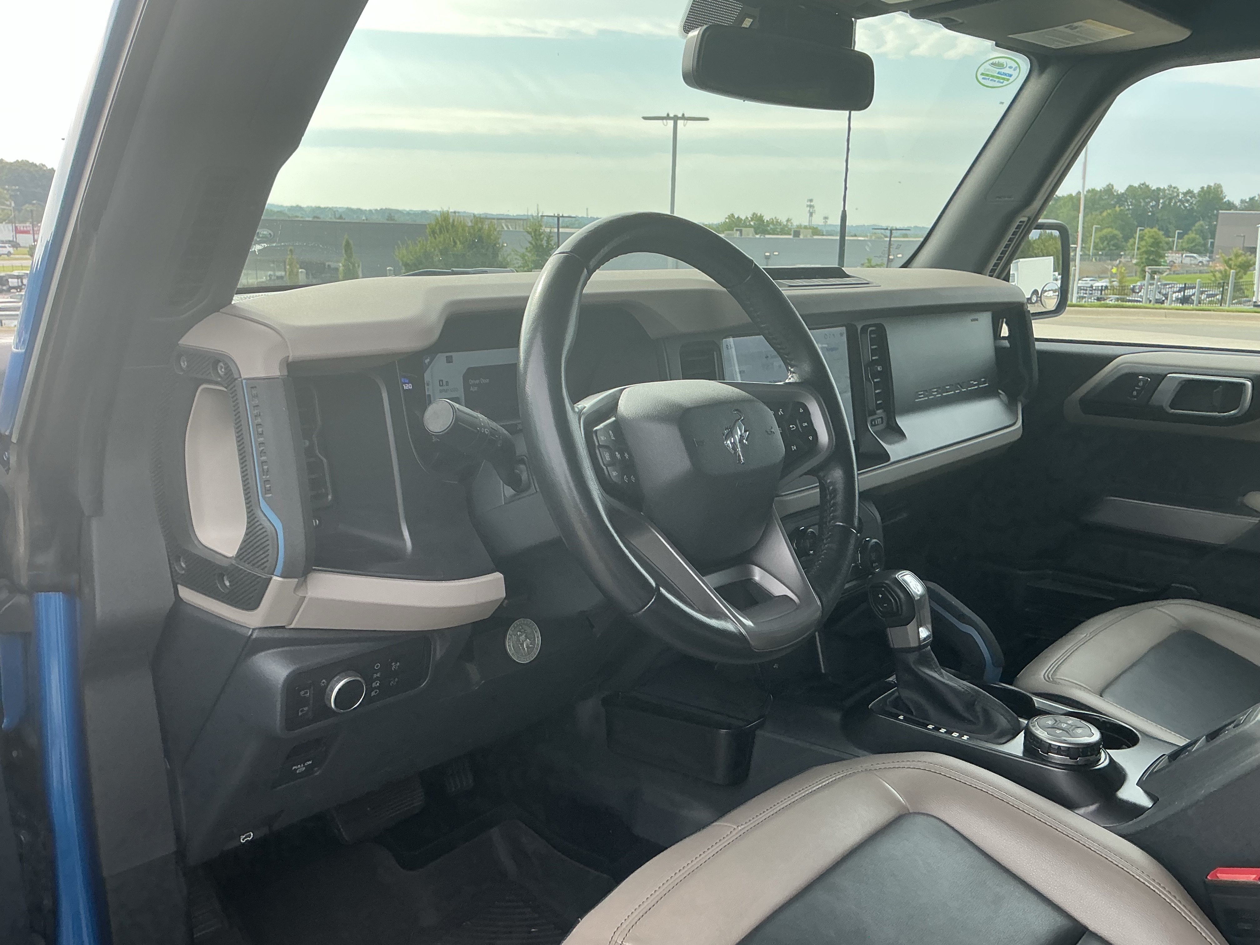 Used 2023 Ford Bronco Wildtrak AWD/4WD image 19