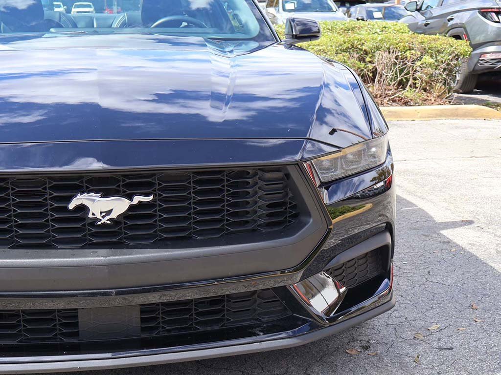 Used 2025 Ford Mustang Premium image 14