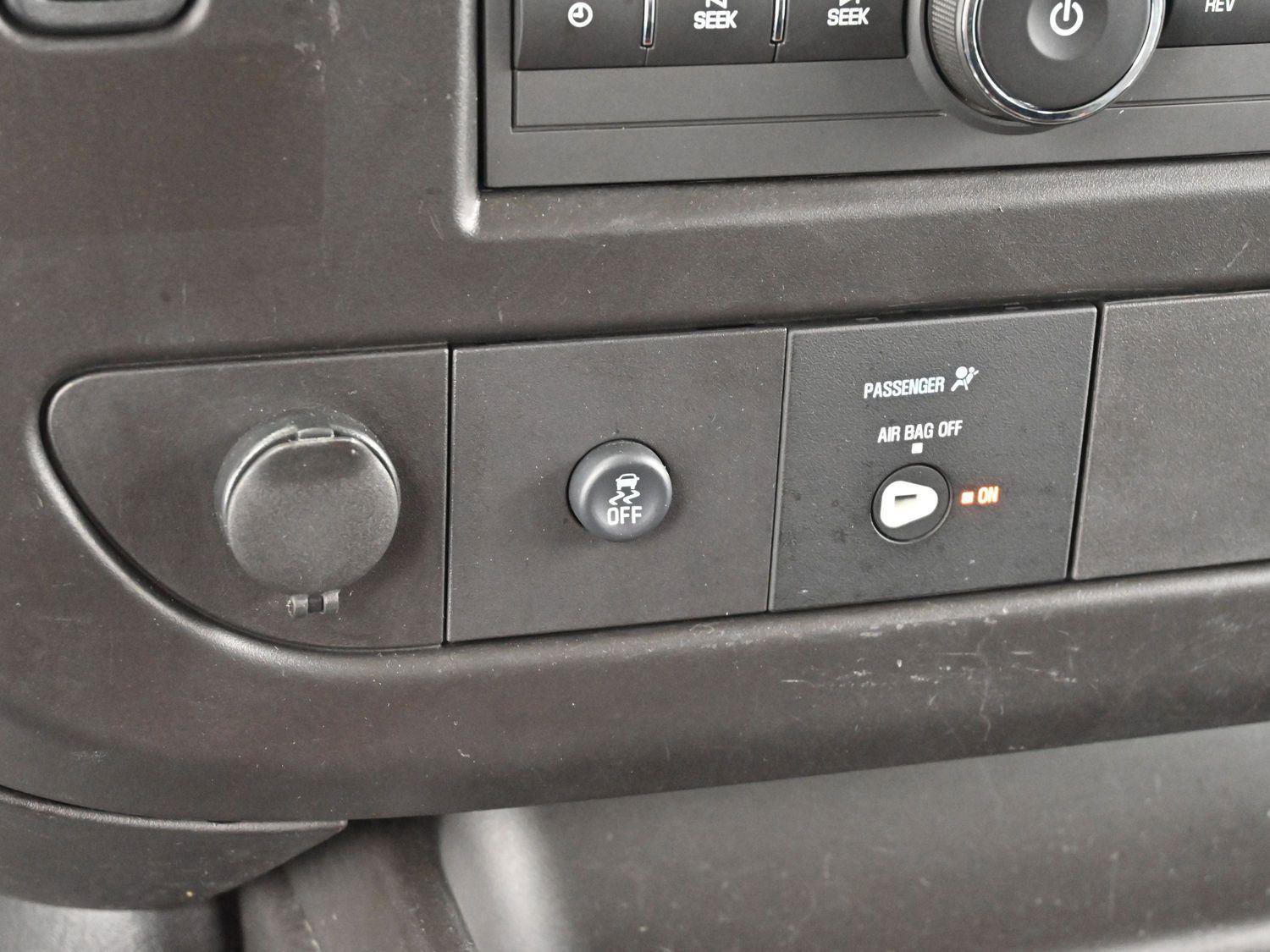 Used 2024 GMC Savana 2500 w/ Driver Convenience Package image 21