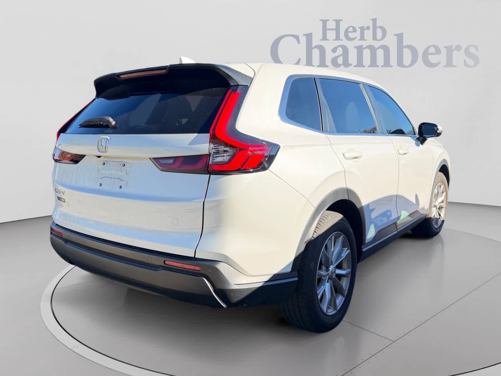 Used 2025 Honda CR-V EX-L image 3