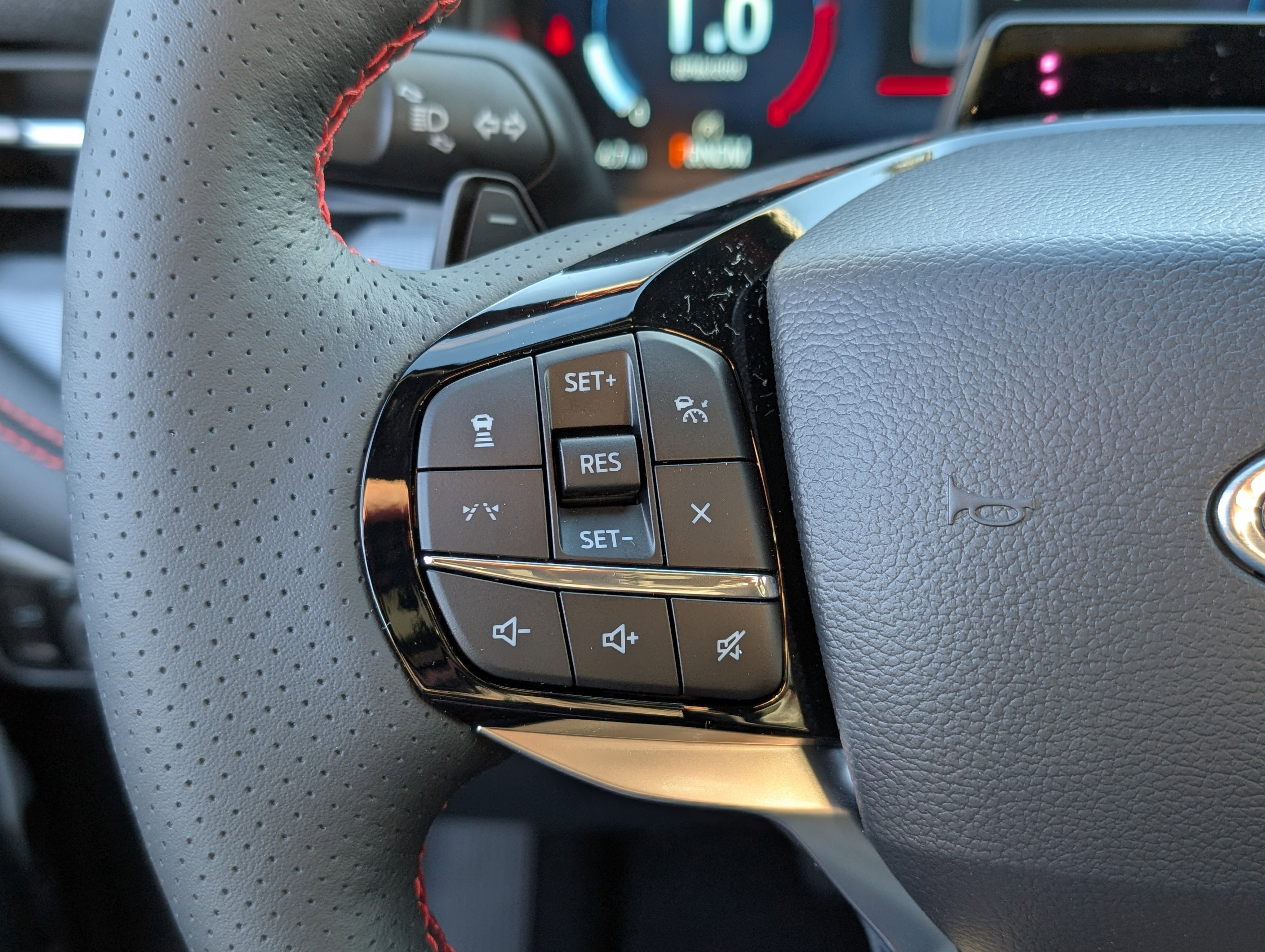 New 2026 Ford Explorer ST w/ Sun And Sound Package image 19