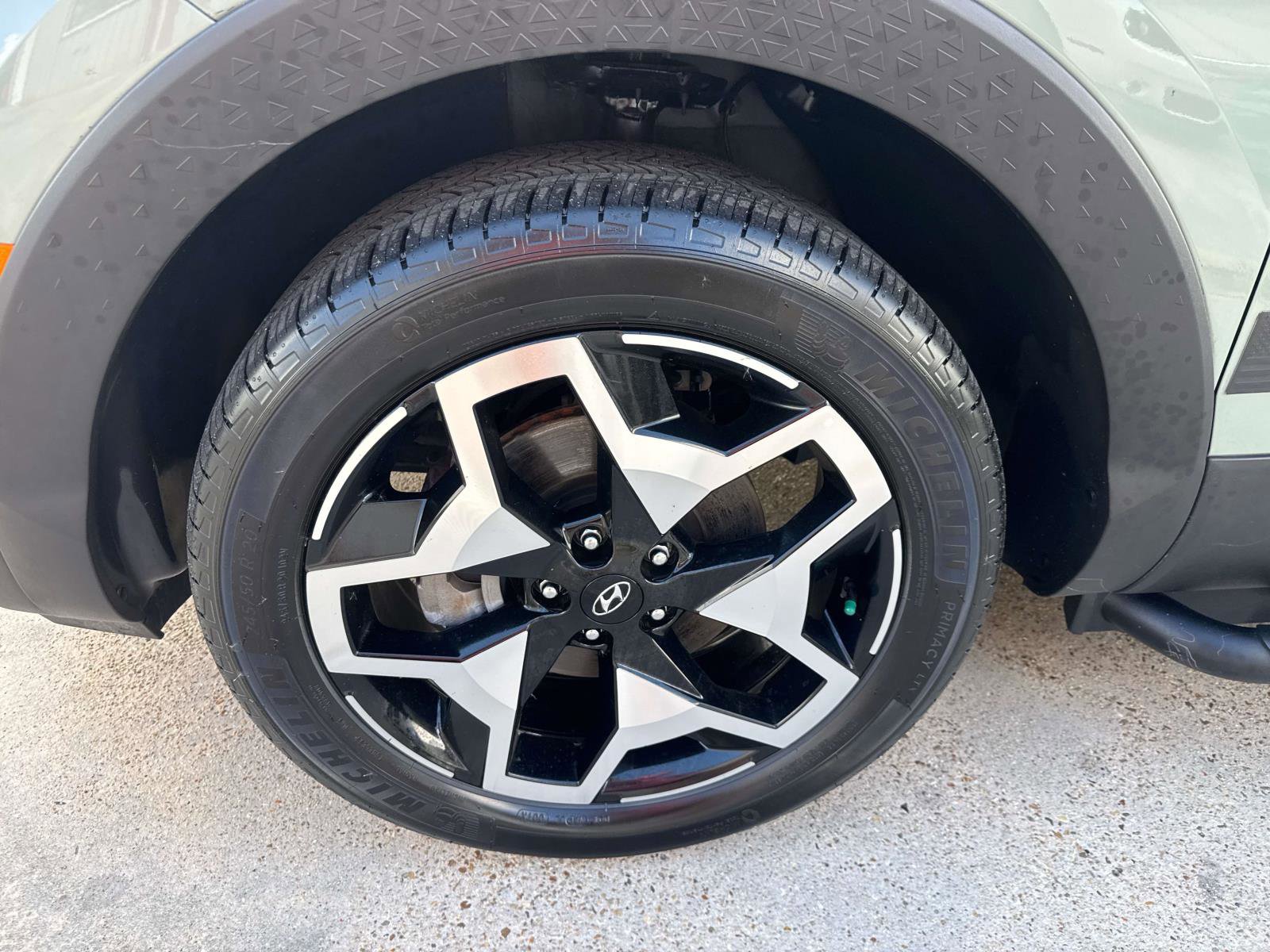 Used 2023 Hyundai Santa Cruz Limited image 4