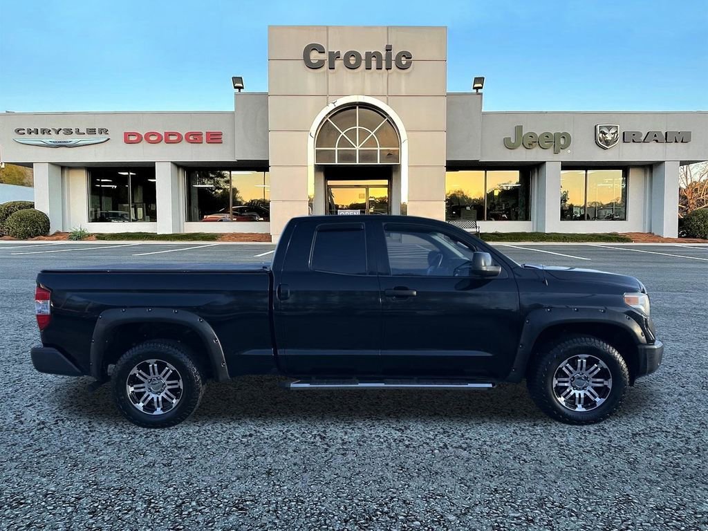 Used 2015 Toyota Tundra SR w/ Tow Package image 2