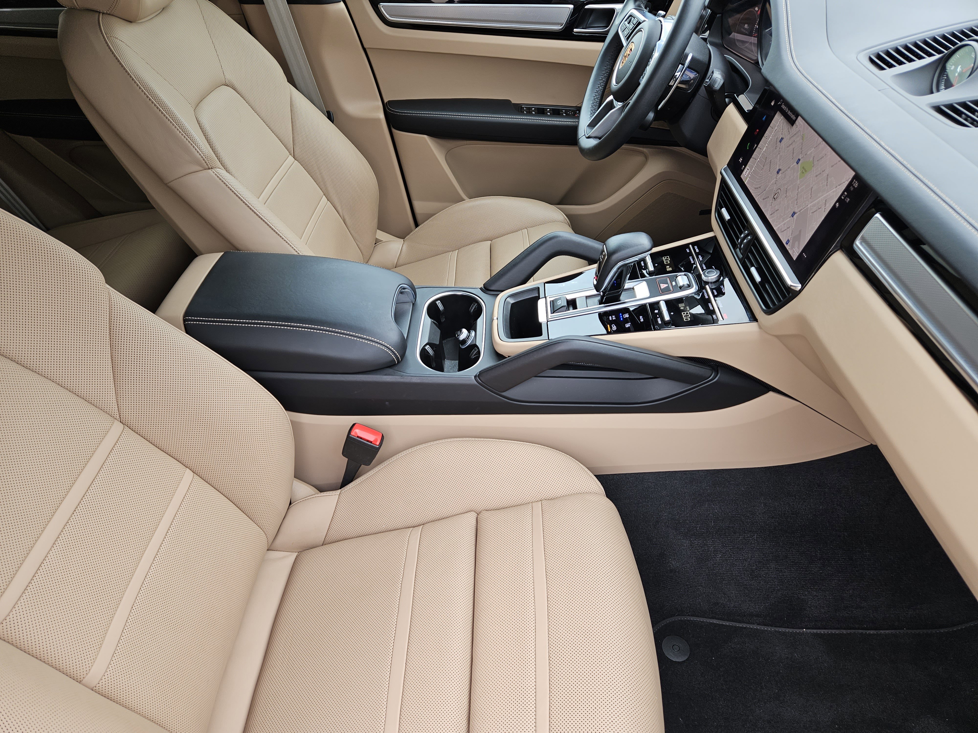 Certified 2023 Porsche Cayenne Platinum Edition AWD/4WD image 15