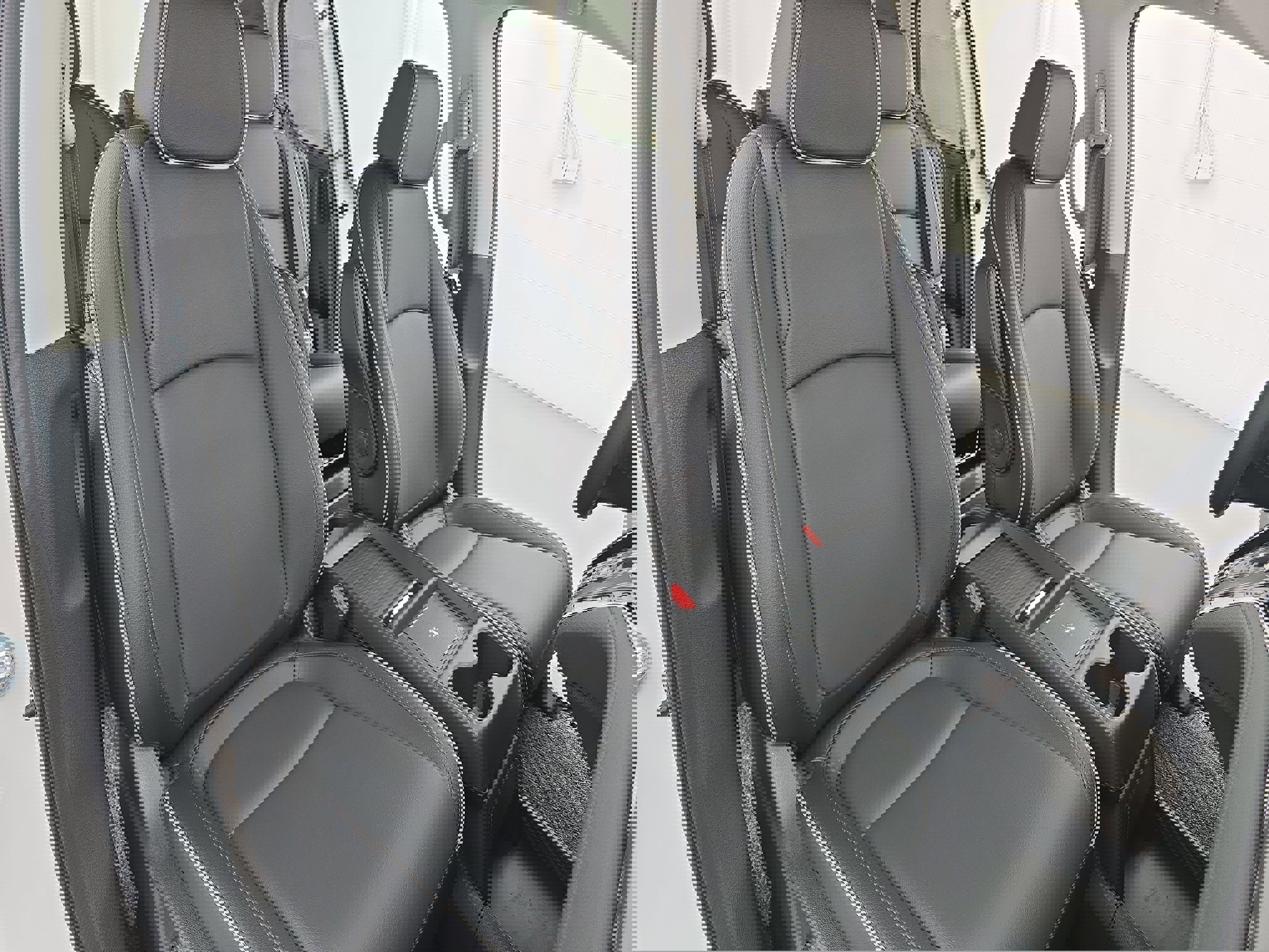 New 2026 Honda Odyssey Touring image 10