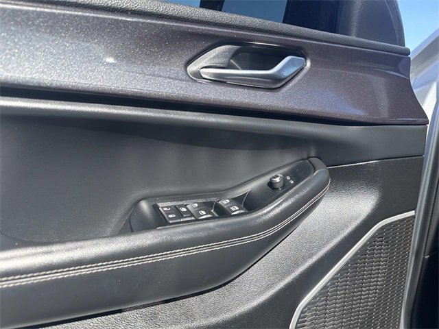 Used 2022 Jeep Grand Cherokee L Altitude image 19