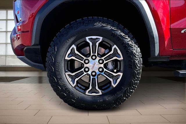 Used 2023 GMC Canyon AT4 w/ AT4 Premium Package image 9