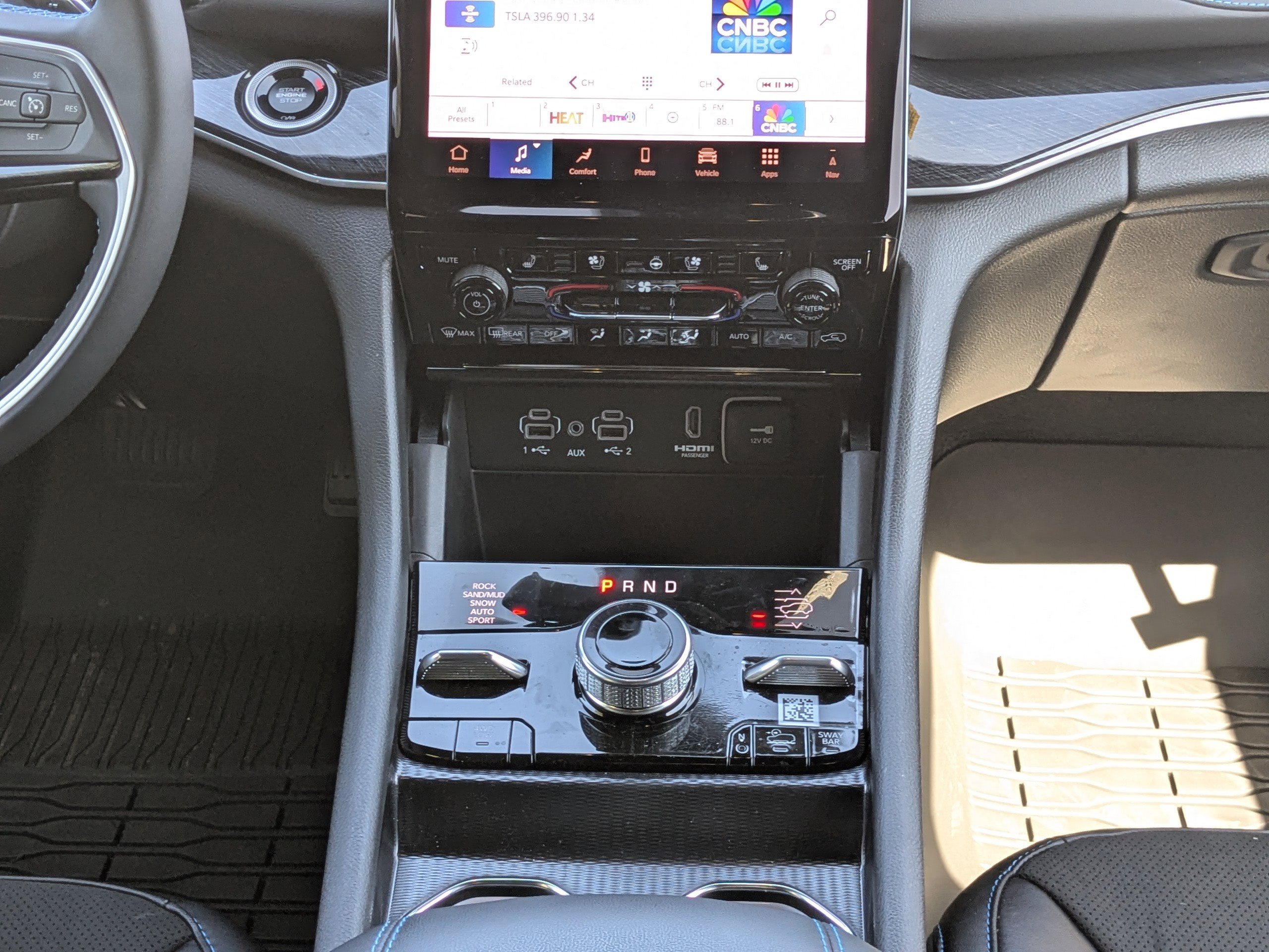 New 2025 Jeep Grand Cherokee Trailhawk image 18