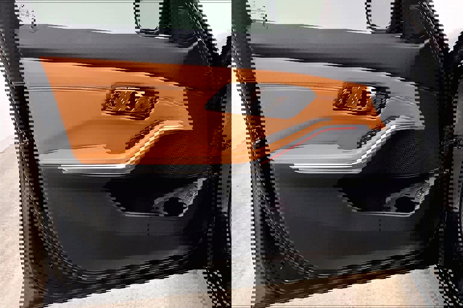 Used 2019 BMW 330i Sedan w/ M Sport Package image 26