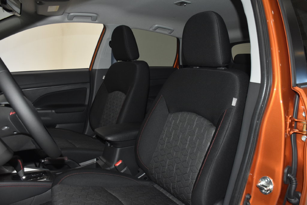 New 2027 Mitsubishi Outlander Sport LE AWD/4WD image 24