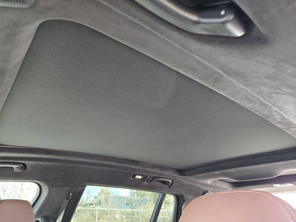 Certified 2025 BMW X7 M60i image 27