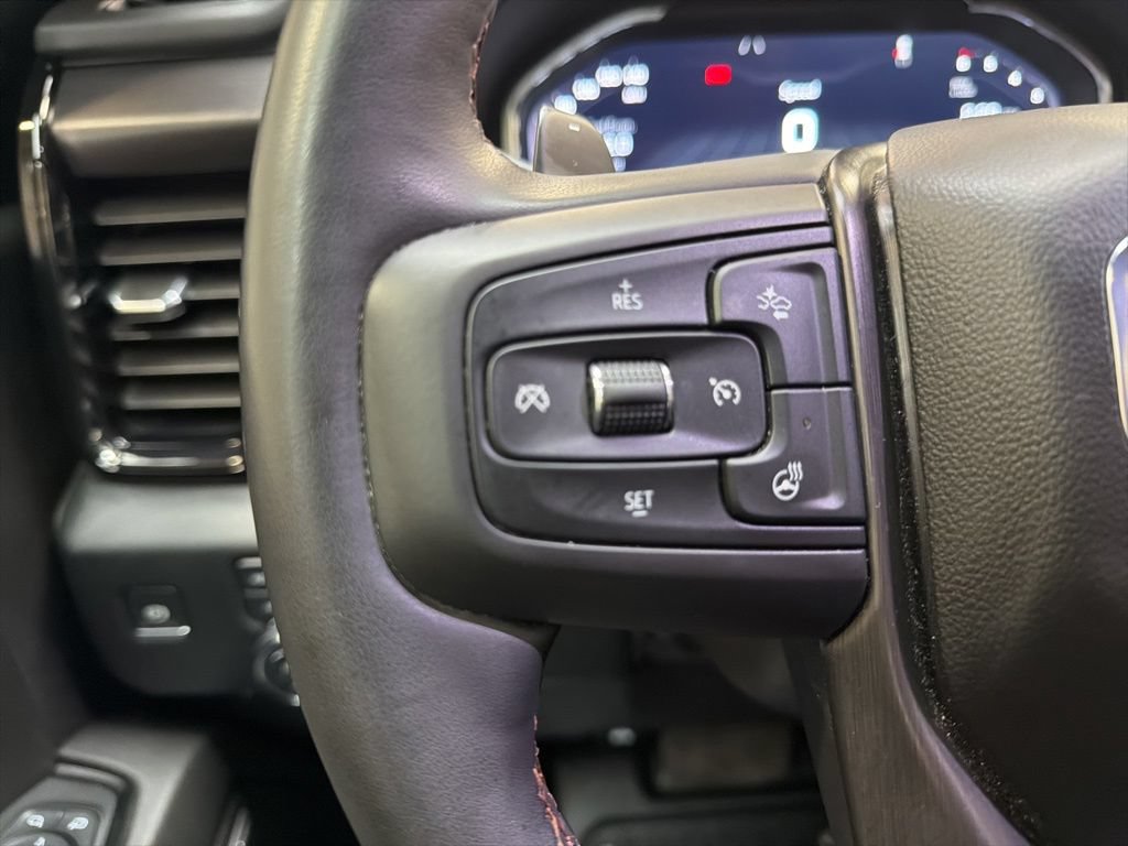Used 2024 GMC Sierra 1500 AT4 w/ Technology Package AWD/4WD image 17