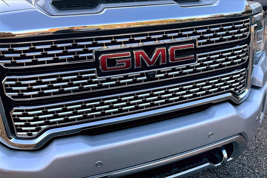 Certified 2020 GMC Sierra 3500 Denali w/ Denali Ultimate Package image 28
