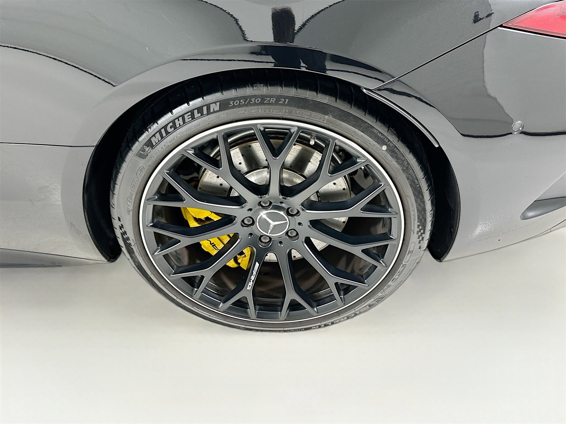 Certified 2022 Mercedes-Benz SL 55 AMG 4MATIC image 32