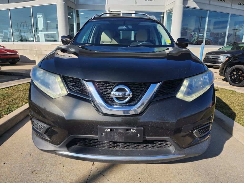 Used 2016 Nissan Rogue S w/ Appearance Package image 2