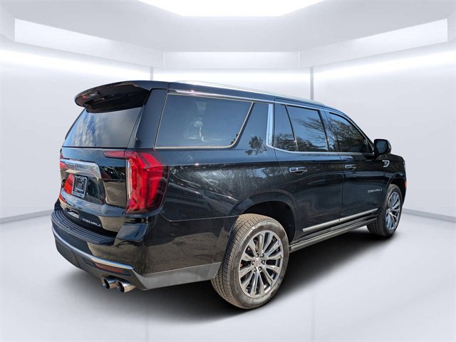 Used 2021 GMC Yukon Denali w/ Denali Premium Package image 3