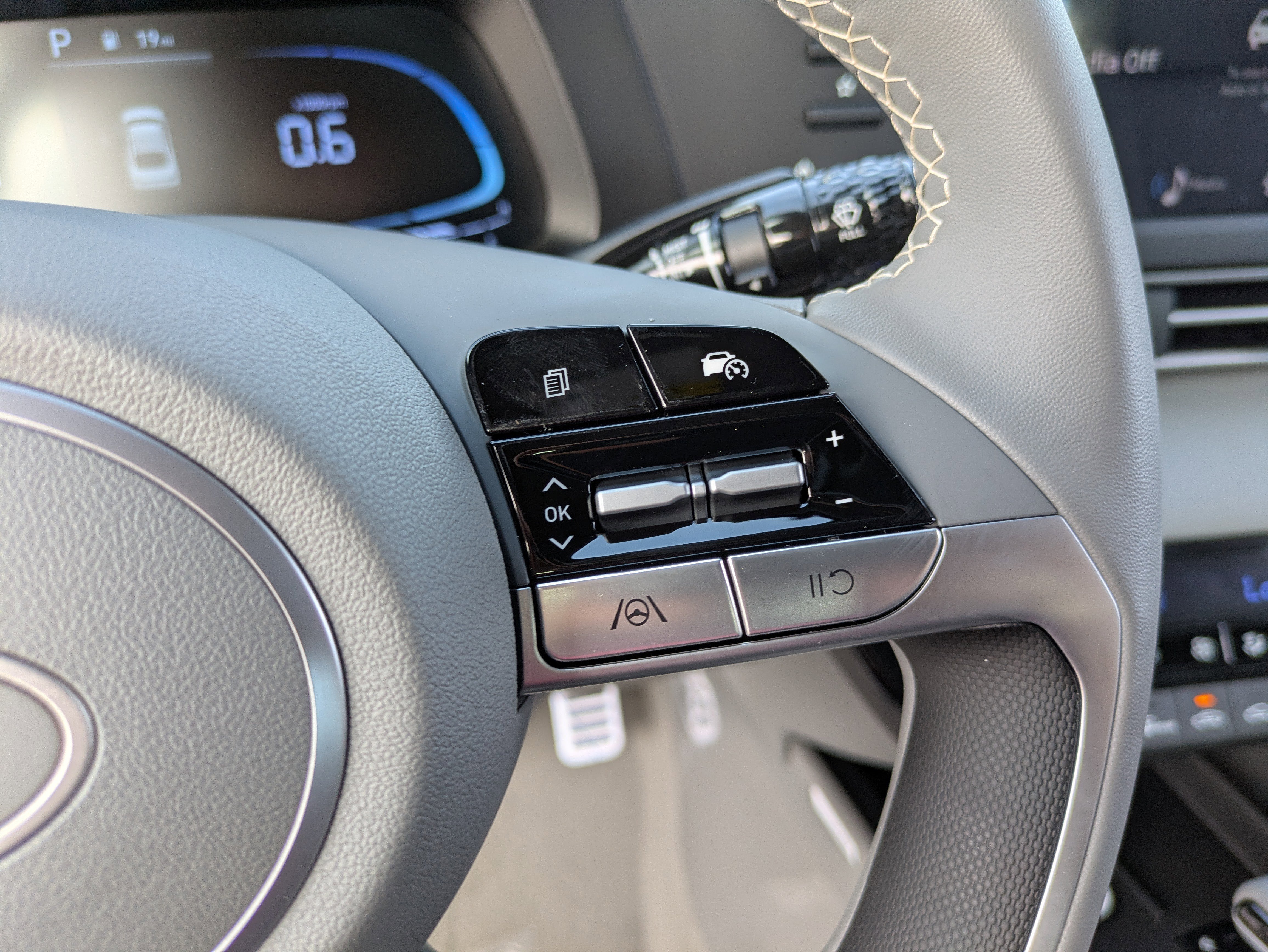 New 2026 Hyundai Elantra Sport image 27