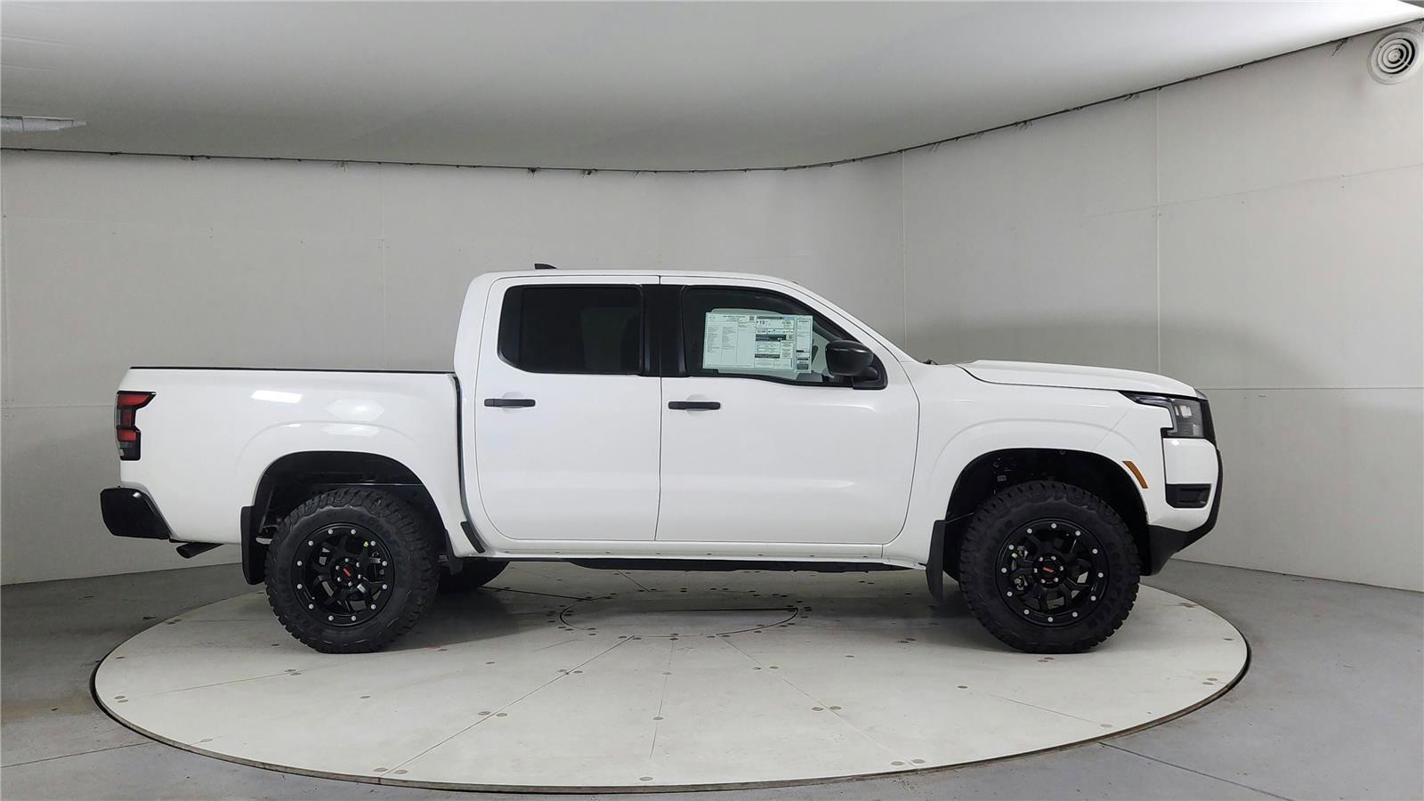 New 2026 Nissan Frontier S w/ Tow Package image 8