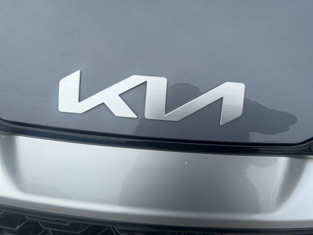 Used 2023 Kia Sportage EX image 28