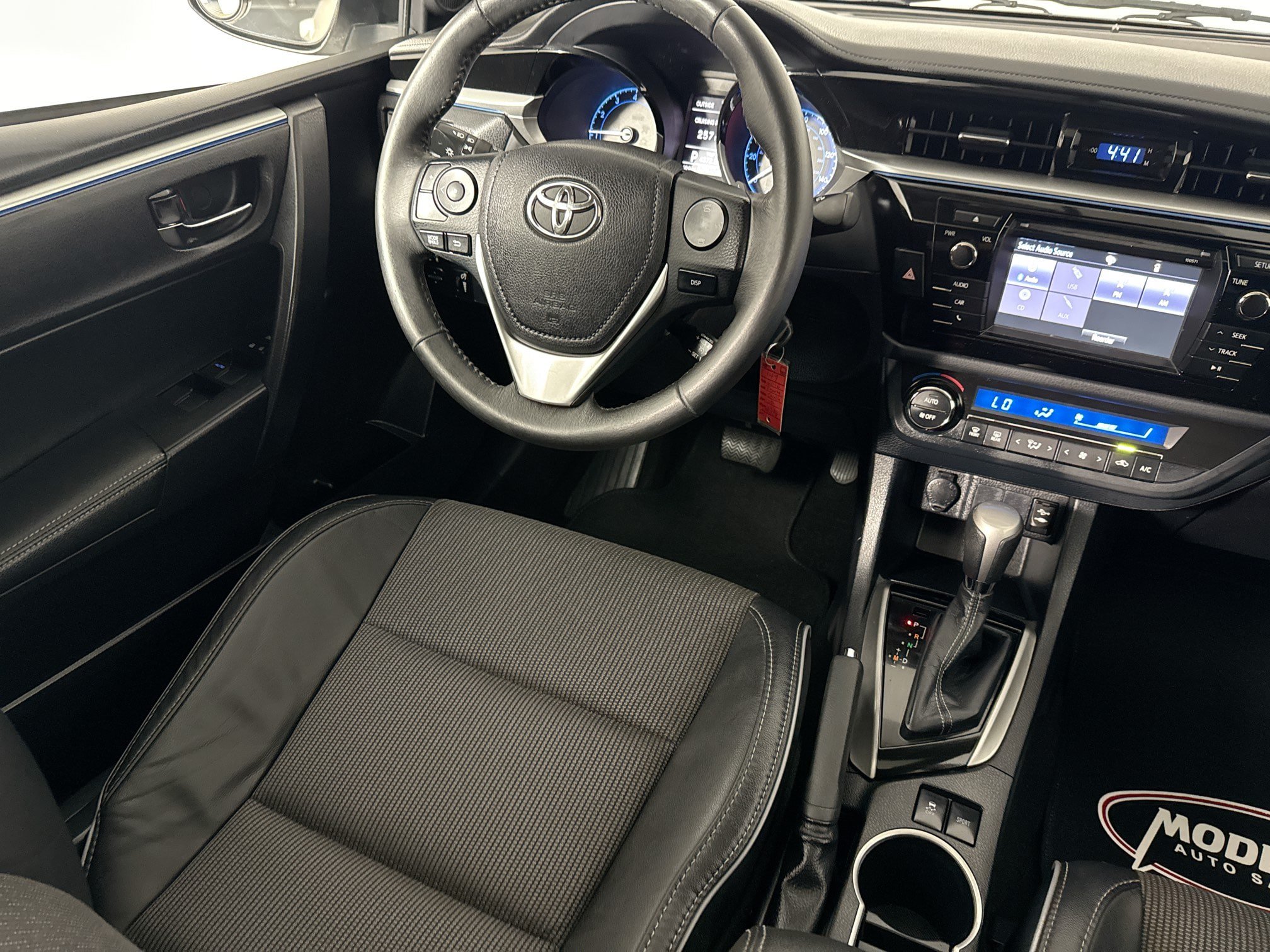 Used 2016 Toyota Corolla S FWD image 32