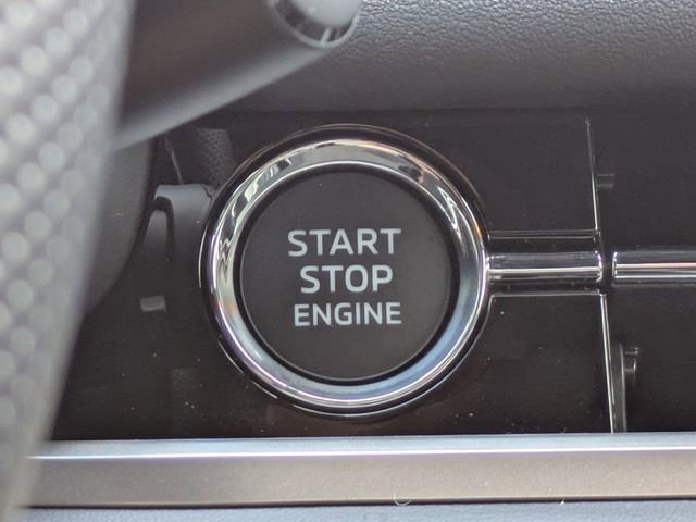 New 2026 Mitsubishi Outlander SEL Black Edition FWD image 34