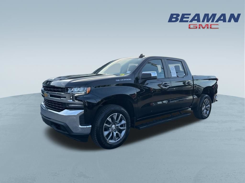 Used 2022 Chevrolet Silverado 1500 LT AWD/4WD image 3