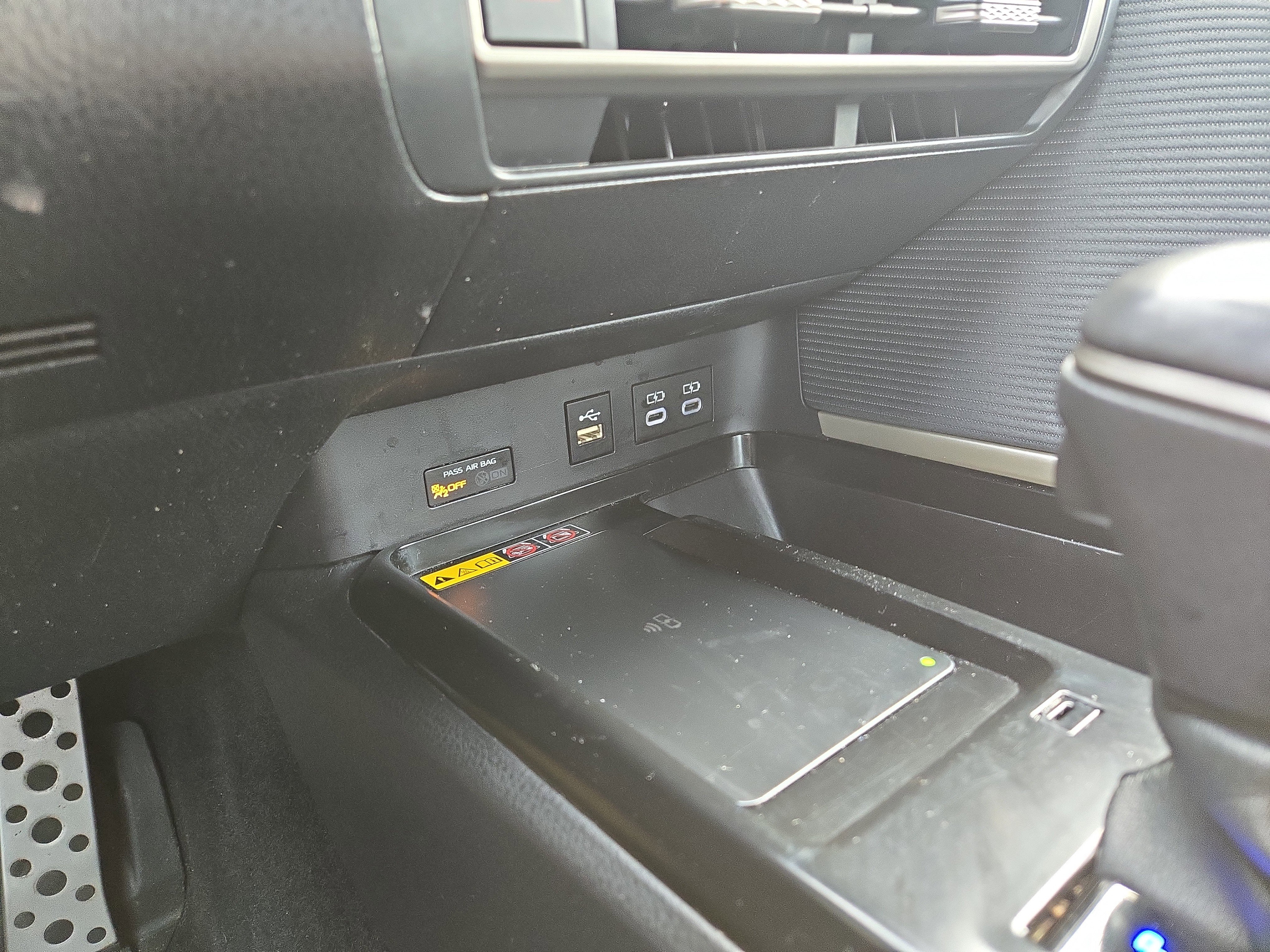 Used 2025 Toyota Camry SE image 20