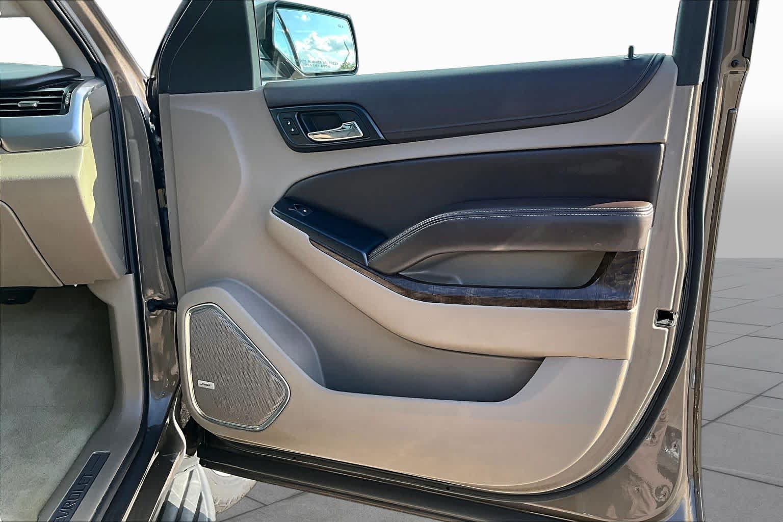 Used 2016 Chevrolet Tahoe LT AWD/4WD image 23