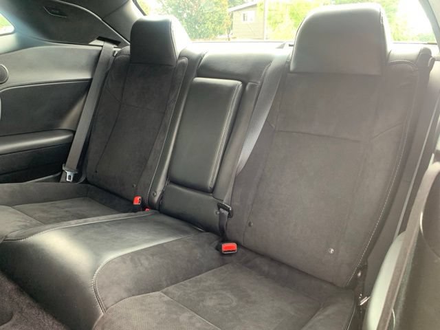 Used 2018 Dodge Challenger R/T Plus RWD image 12