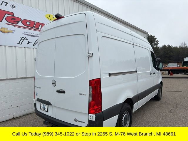Used 2021 Freightliner Sprinter 1500 image 10